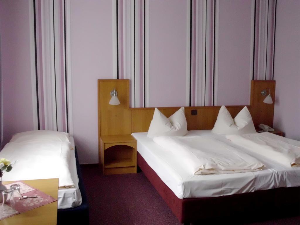 Hotel Sembziner Hof Klink Room photo